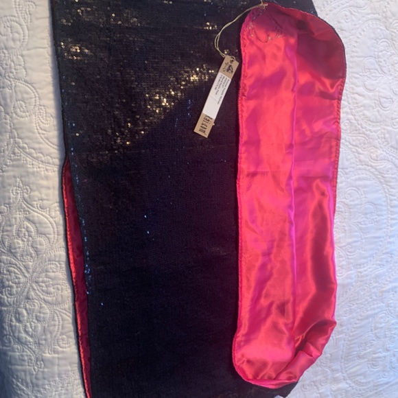 NWT “Sir Alistair Rai” Rosena Infinity Sequin Mobius in Black & Pink - Picture 2 of 7